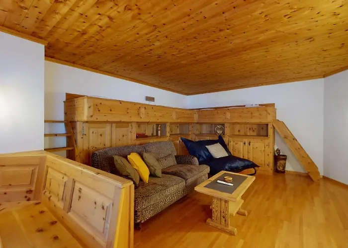 Abitaziun Ruinatsch 22 - *